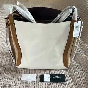 Coach Harmony Hobo 33 In Colorblock